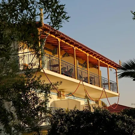 Elena's Family Apartment