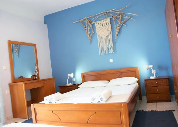 Elena's Family * Leonídion