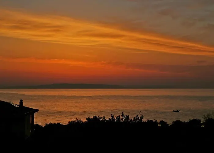 Elena's Family * Leonídion